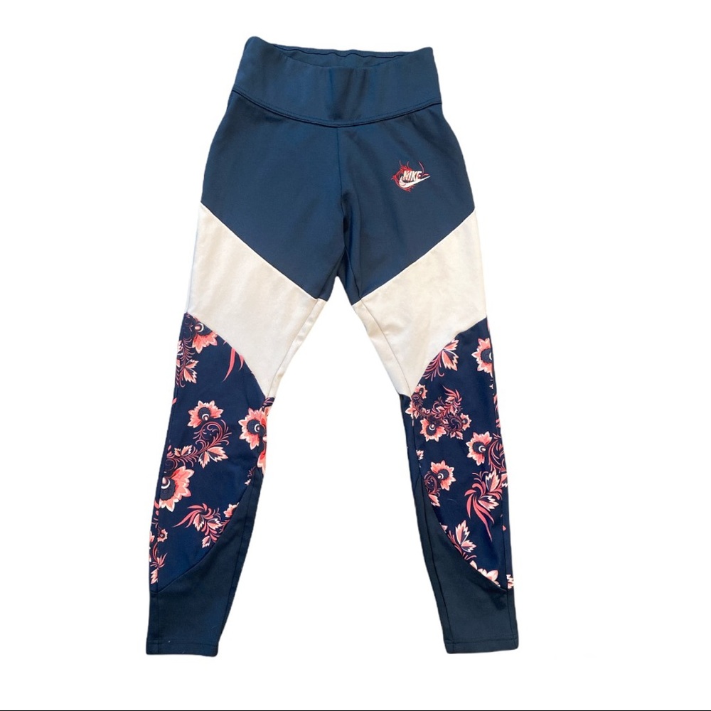 Nike Sportswear Essential Floral-Print Leggings S